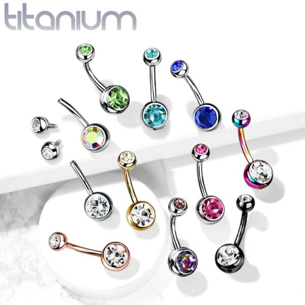 Titanium navelpiercing met dubbele steen in verschillende kleuren met intern schroefdraad - Afbeelding 4