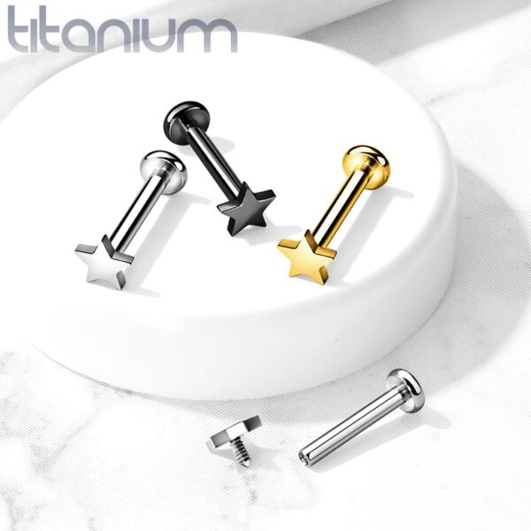 Intern geschroefde labret piercing van titanium met sterretje - Afbeelding 5