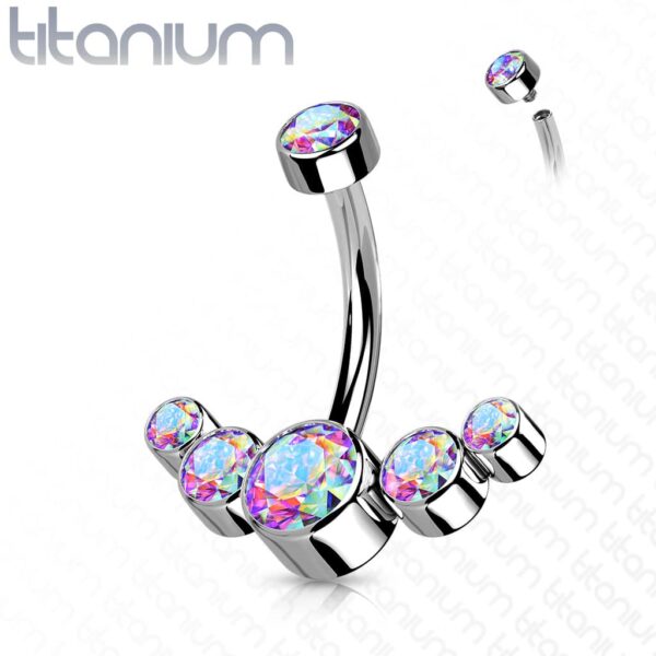 Titanium navelpiercing met curve van 5 CZ stenen intern geschroefd - Afbeelding 6