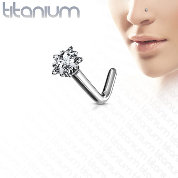 Titanium neus stud piercing met helder sterretje prong-set