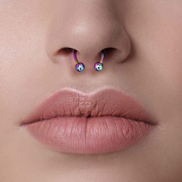 Circular barbell met balletjes met steentje en titanium coating in verschillende kleuren - Afbeelding 4