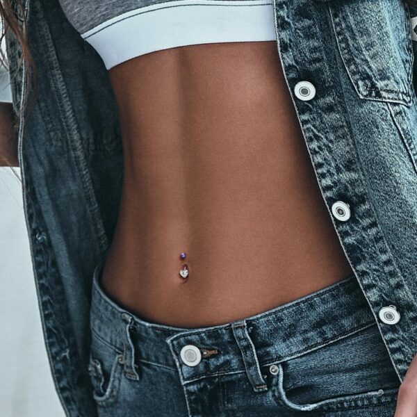 Navelpiercing met CZ hart prong-set - Afbeelding 4