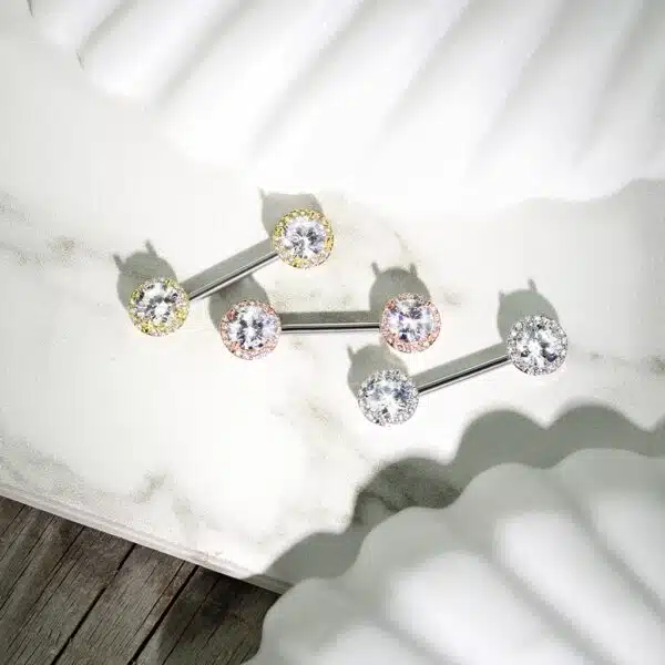 Tepelpiercing barbell met CZ stenen balletjes - Afbeelding 5